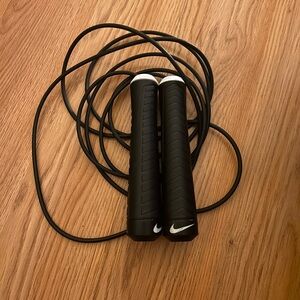 Nike fitness fast speed weighted cable jump rope